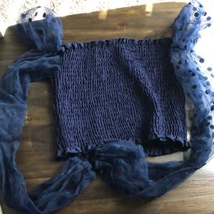 Tub top with puffy sleeves Size Medium